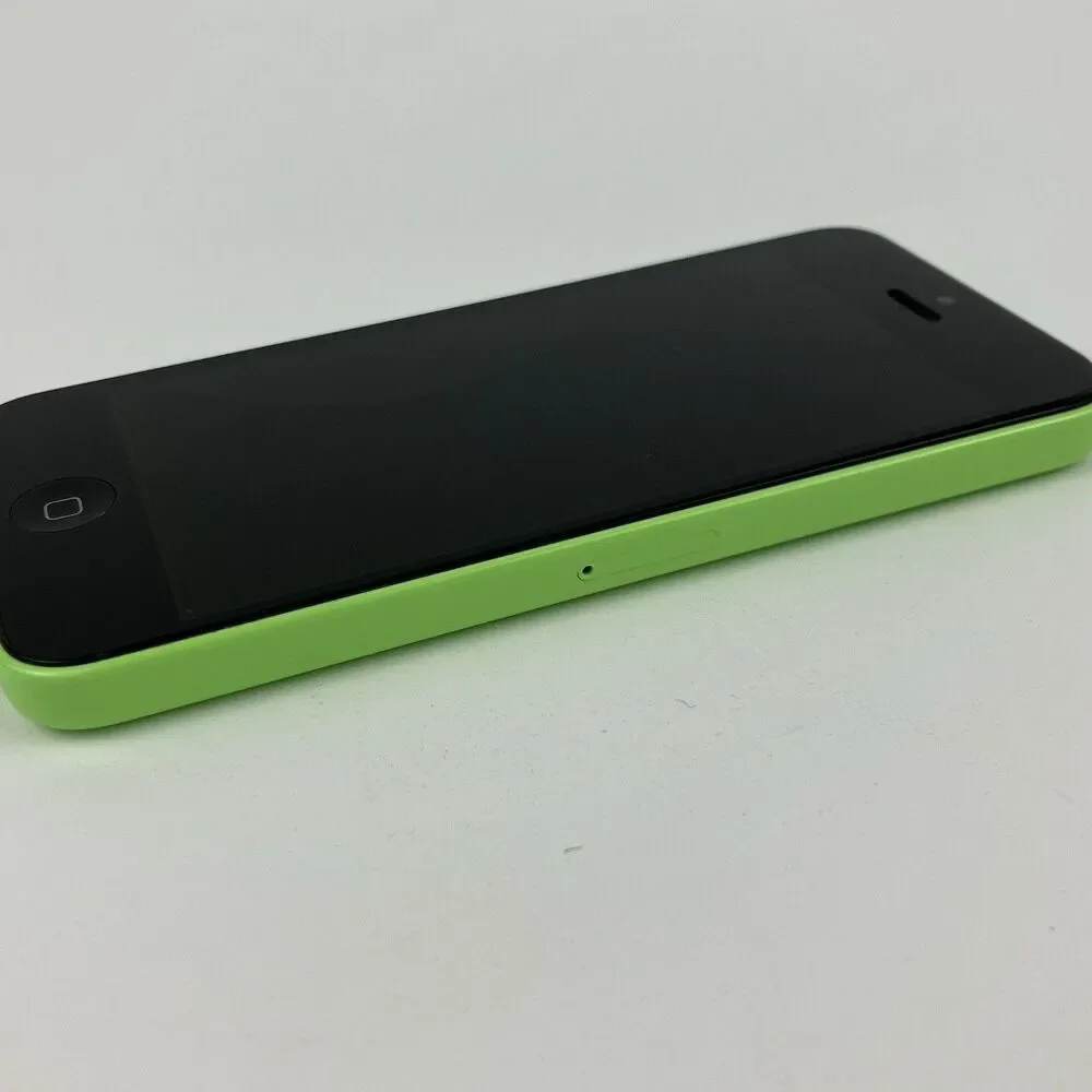 Apple iPhone 5c Green Defective | Intact Screen & Most Parts